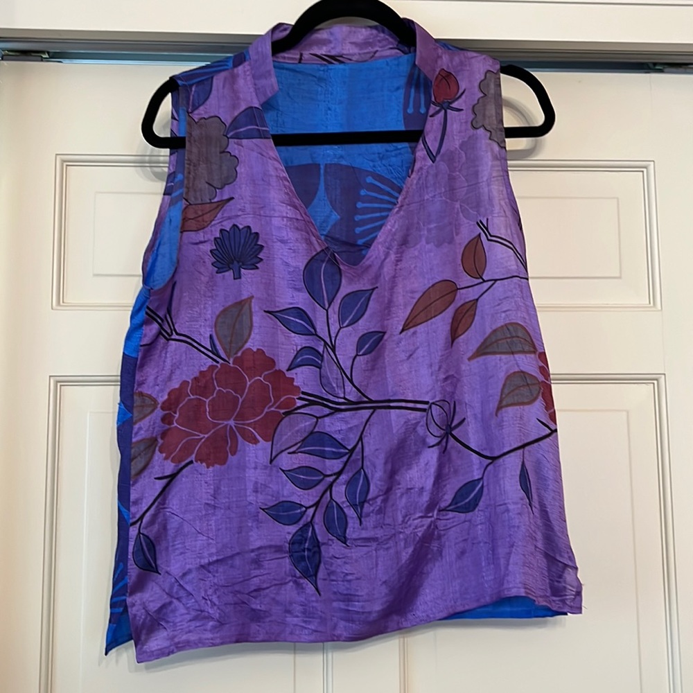 Silk Patterned Collared Top - image 1